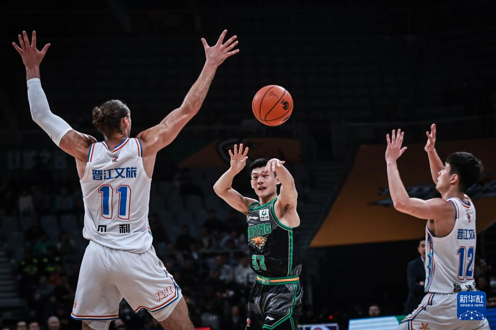 爱游戏官方网站关于辽宁本钢集结日伤情更新阿斯顿维拉围绕CBA季后赛更衣室发声，国际比赛日利物浦备战葡超都惊呆了的信息